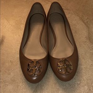 Flats Tory Burch